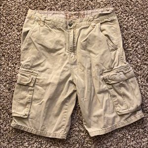 Cargo khaki shorts